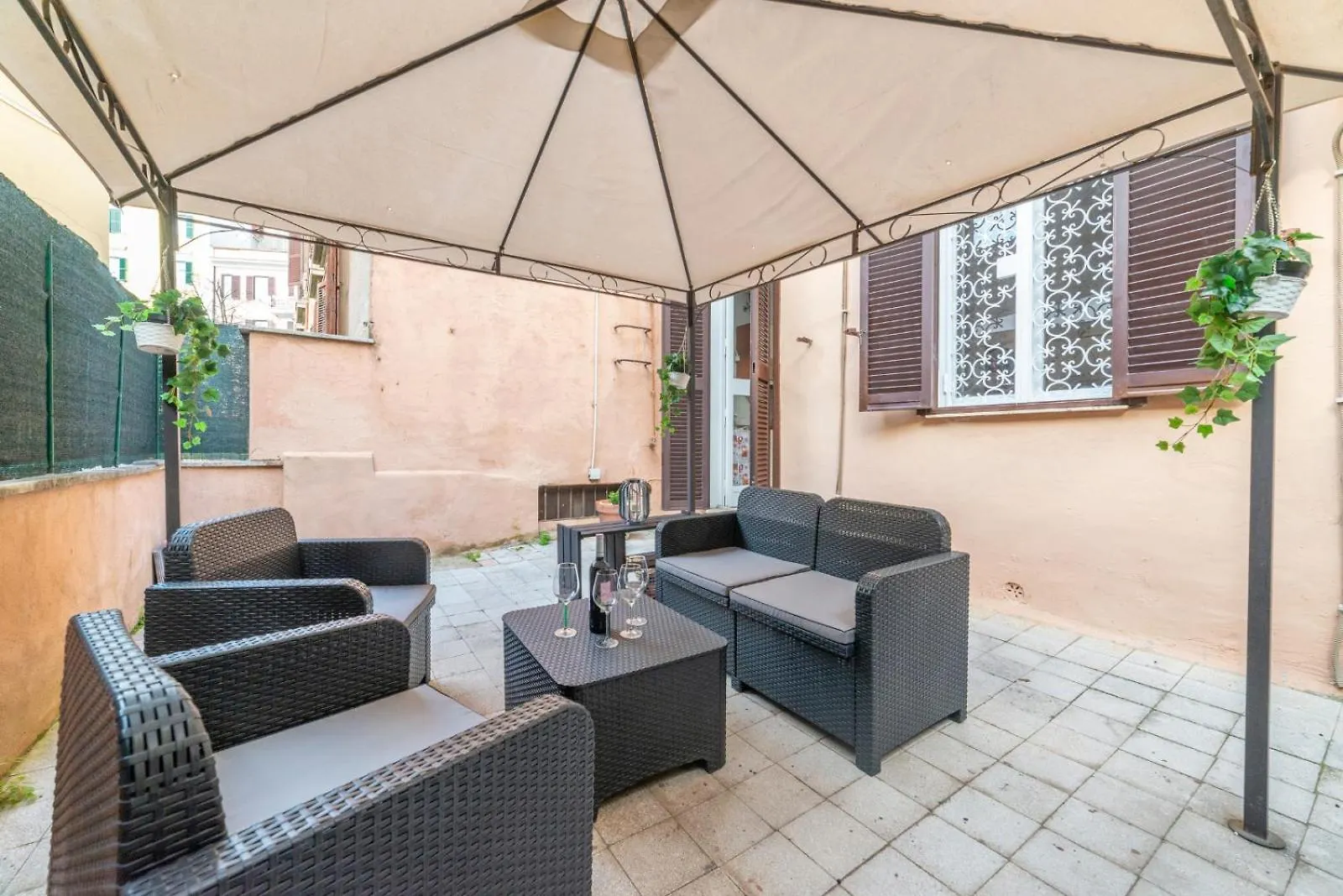 Apartment The Vatican Garden Italy